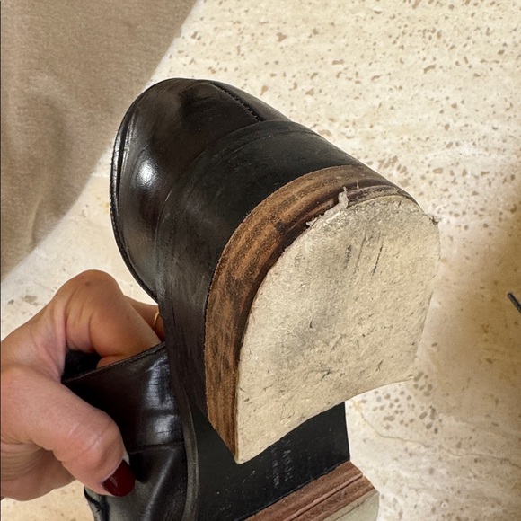 FRĒDA SALVADOR oxfords with cut out detail - Picture 7 of 8